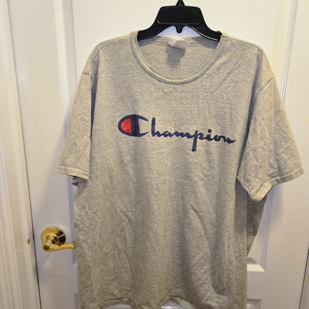Champion Men's Gray and Light Blue Logo Tees 2XL (Lot Of 4) - Picture 8 of 10